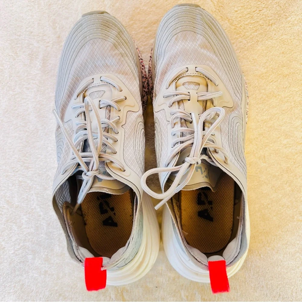 Athletic Propulsion Labs excellent pre